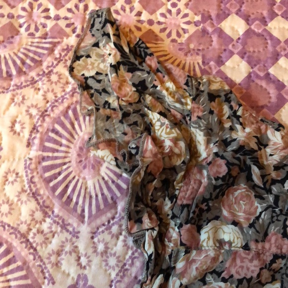 ⬇️Open Back Top🔽 - Picture 4 of 4